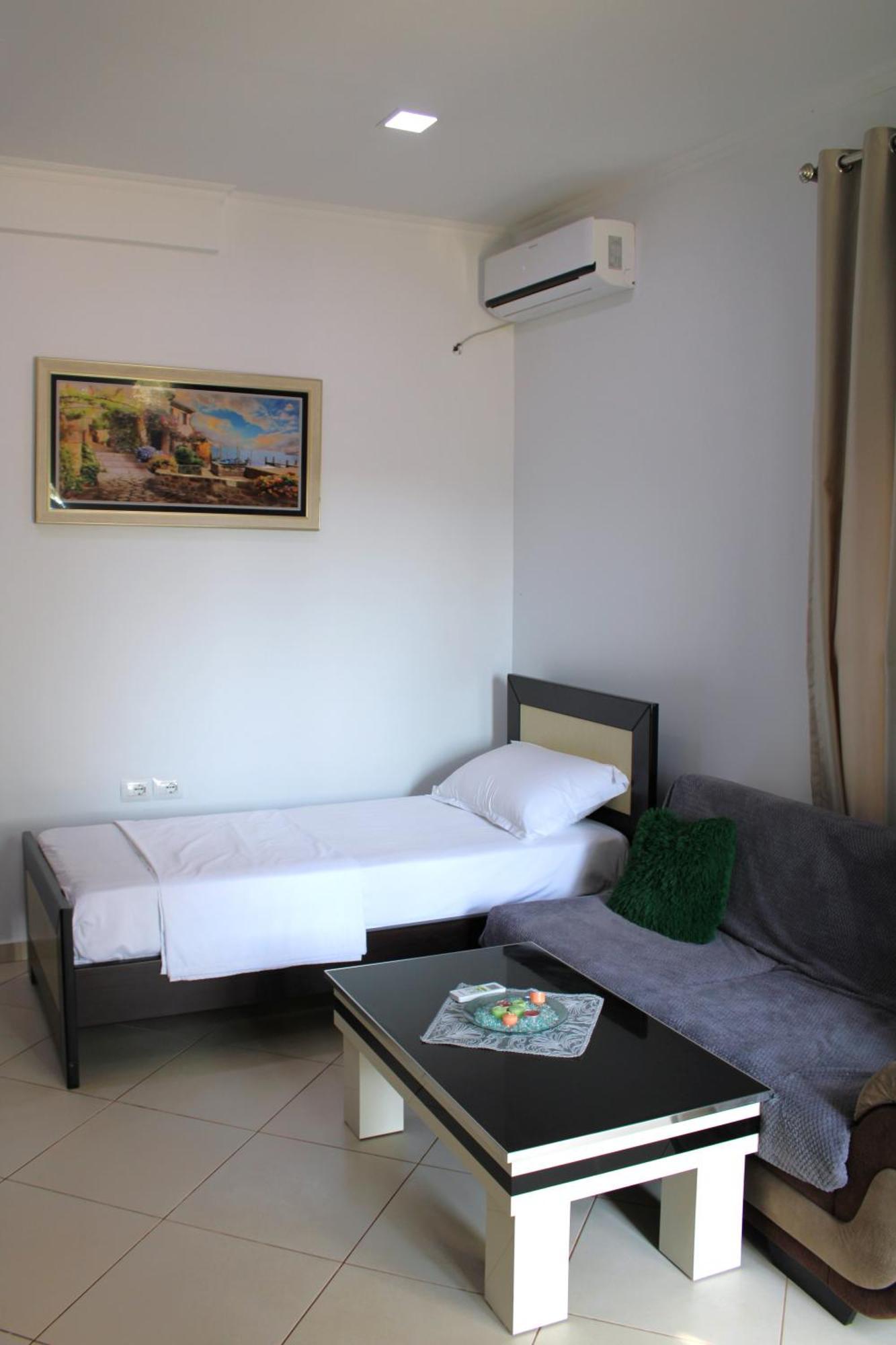Keli Apartments Ksamil Buitenkant foto